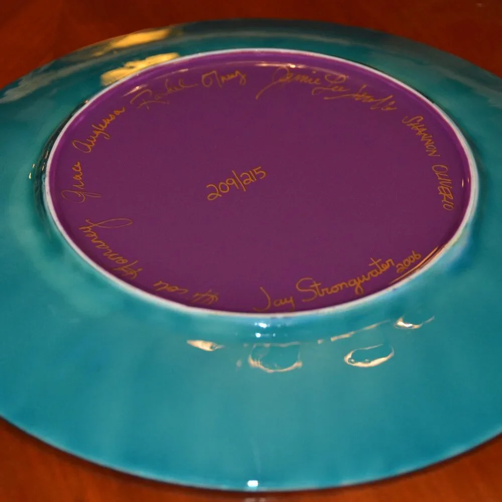 RARE LIMITED EDITION SIGNED JAY STRONGWATER MAGNOLIA FLOWER BUTTERFLY FROG PLATE